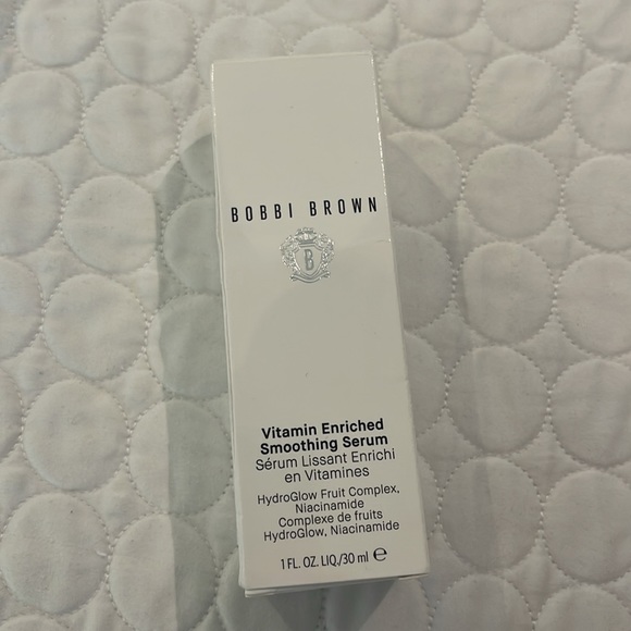 Bobbi brown Vitamin Enriched Smoothing Serum 30ml brand new skincare beauty